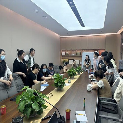 FREE SEA International Logistics holds a quarterly kickoff meeting for all employees(pic1)