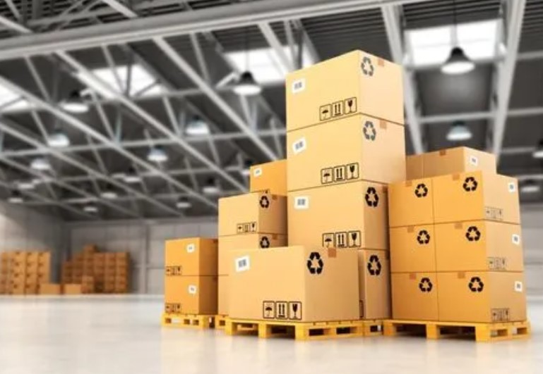 What is the difference between international express and international parcel? Which one is better?(pic1)