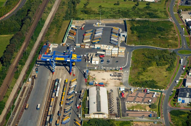 Beyond the Port: Getting Your Sea Freight Delivered Directly to Your Doorstep(pic1) Beyond the Port: Getting Your Sea Freight Delivered Directly to Your Doorstep(pic1)